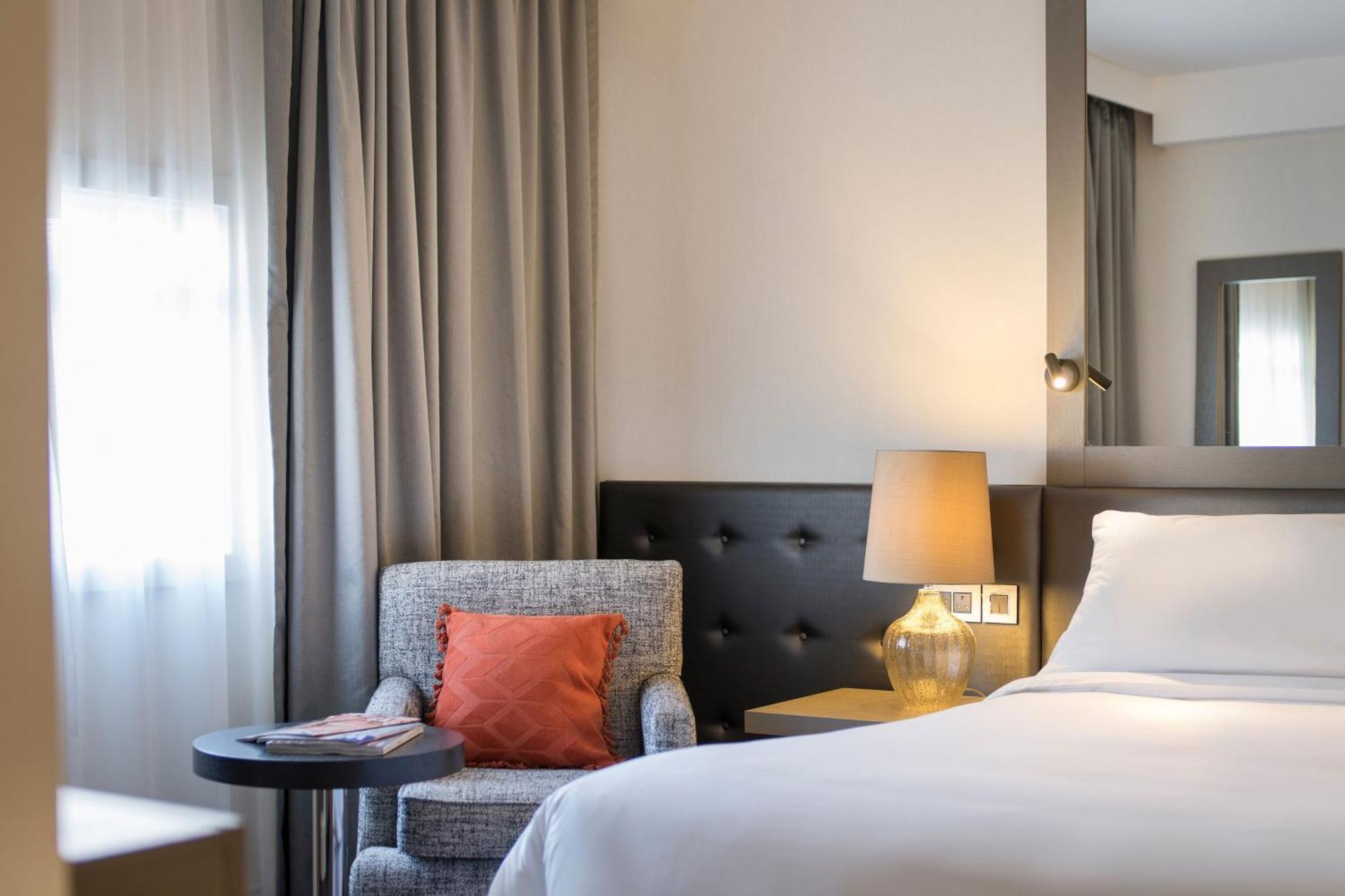 Deluxe Room Guest room 1 Queen
