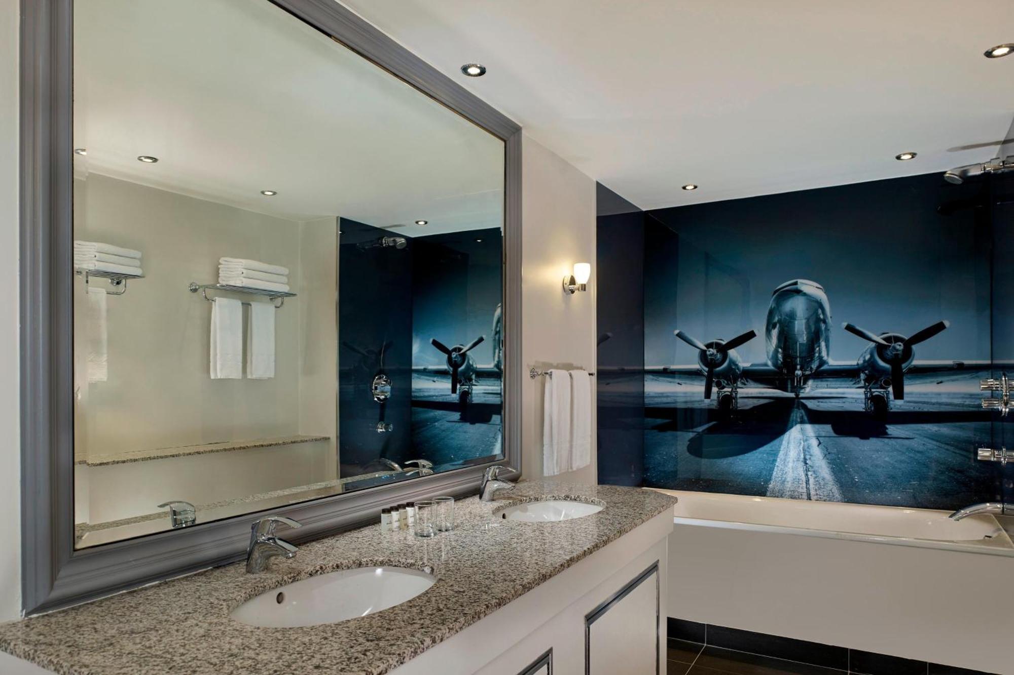 Presidential Suite Presidential Suite 1 King