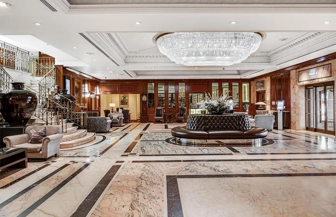 Radisson Blu Hotel, London Heathrow-1